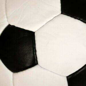 Football_Indpro_Legend_WhiteBlack_4_Zoom