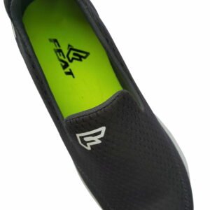 Shoes_Running_Feat_MicroMCS1_Grey_Zoom